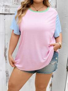 SHEIN CURVE+ Áo thun nữ cỡ lớn CURVE PLUS /Ngày Valentine/Áo thun nữ kẻ sọc lấp lánh và in họa tiết, họa tiết toàn thân, phù hợp cho mùa hè, Ngày Valentine, hoa hồng, trái tim, chấm bi, tình yêu, môi, thần Cupid, hoa 3D. - Nhiều màu - Xem 3