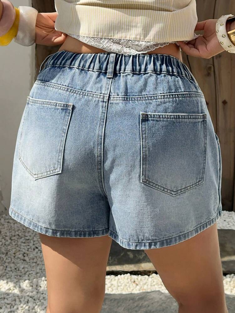Dazy Plus Plus Size Women Side Button Decor Denim Shorts, Casual Street Style, Spring/Summer