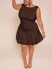 SHEIN BAE Plus Size Women Sleeveless Solid White Ruched Back Bow Decor Mini Dress - Brown - View 7