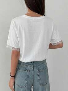 DAZY Camiseta casual y elegante de mujer con cuello redondo, puños de encaje y corte holgado - Blanco - Ver 4