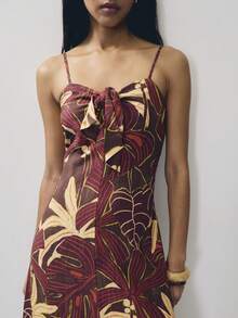 Nöista Tropical-Print Strappy Dress In Burgundy, Detail And Flattering Sweetheart Neckline. Perfect For Dinners, Events, Chic Everyday Wear, Poolside Afternoons, Seaside Walks, Resort Getaways, Music Festival, Holiday Outfit, Poolside Looks, Spring, Sunset Look And Beachwear. - Rust Brown - View 5