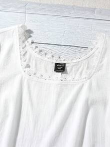 SHEIN VCAY Áo kiểu nữ cỡ lớn, màu trơn, phối ren, cổ vuông, tay ngắn. - trắng - Xem 4