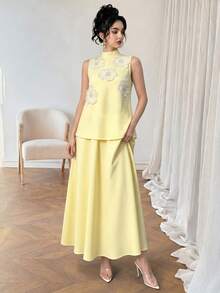 Modelyn 女士夏季新款休闲百搭浅黄色3D立体花卉无袖上衣 - 淡黃色 - 查看 4