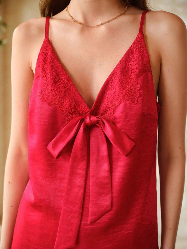 WOMEN'S SUMMER CONTRAST LACE BOW DECOR CAMISOLE AND SHORTS PAJAMA SET