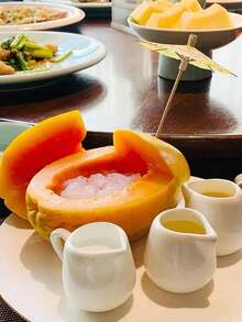 Haus Hana 1个/2个带把手的陶瓷牛奶壶，适用于盛装蜂蜜、糖、咖啡、果酱、牛奶，可用于厨房，可作为圣诞礼物或学校用品。 - 彩色 - 查看 9