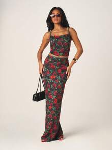 MISSGUIDED Conjunto de dos piezas de verano con top tipo camiseta de tirantes y falda larga con estampado floral de rosa, conjunto de vestido ajustado de lápiz - Multicolor - Ver 1