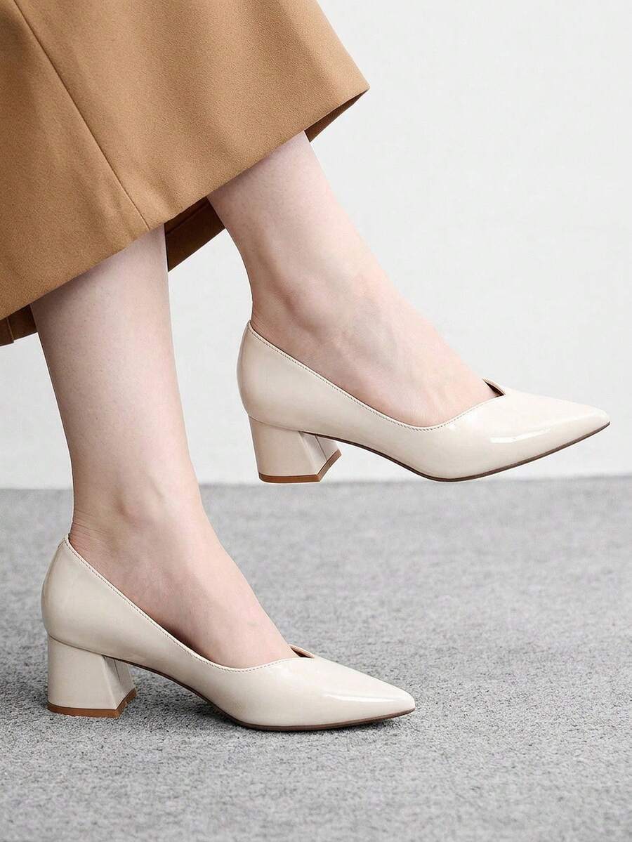 CUCCOO BIZCHIC 女士白色亮面极简经典尖头商务通勤粗跟高跟鞋 - 米色 - 查看 1