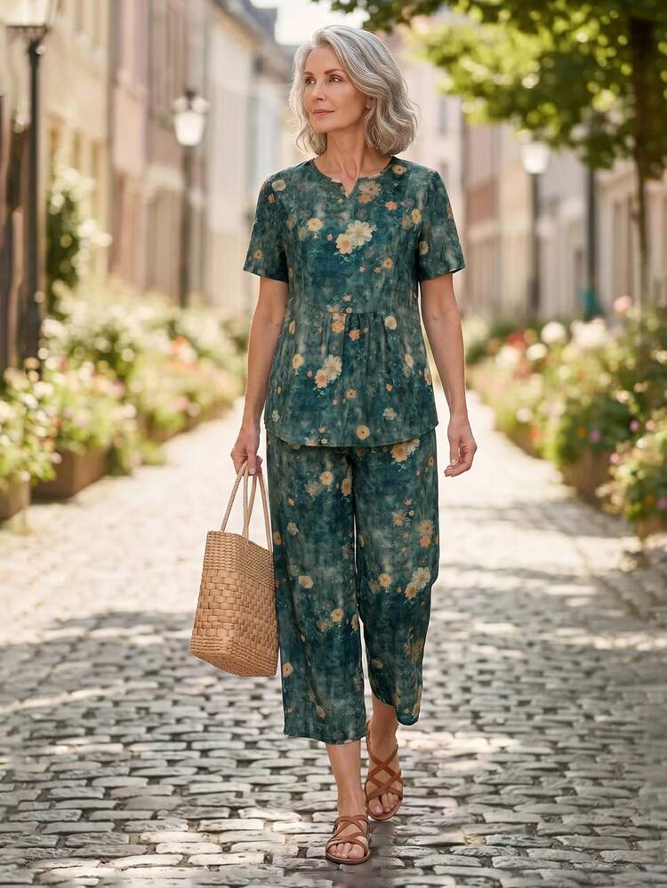 Floral Print Short Sleeve Top And Pants Set For Middle-Aged And Elderly Women Holiday Beach Bottle Green Summer Conservative Modest Summer Outfit For Women Going Out Outfits Casual Sets For Women