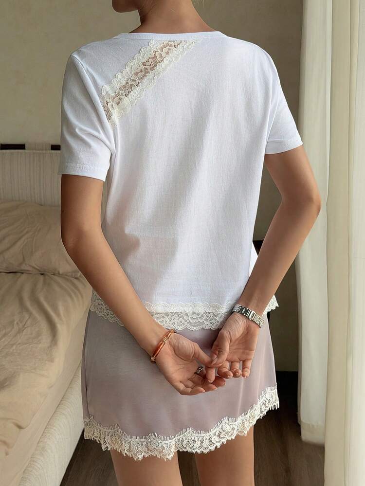 Women's Lace Patchwork Fitted Casual White T-Shirt