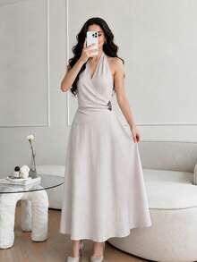 Modelyn Đầm quấn không tay bằng vải dệt nhăn dành cho nữ, có khóa kim loại, kiểu dáng thanh lịch, lãng mạn, thích hợp cho các buổi hẹn hò. - Màu Xám nhạt - Xem 1