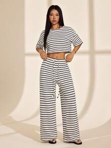 SHEIN PETITE Conjunto de 2 piezas de camiseta corta de rayas y pantalones casuales de verano para mujer - Albaricoque - Ver 1