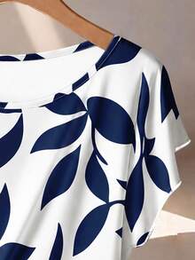 SHEIN Clasi 大码度假休闲印花上衣和纯色裤子两件套 - 彩色 - 查看 4