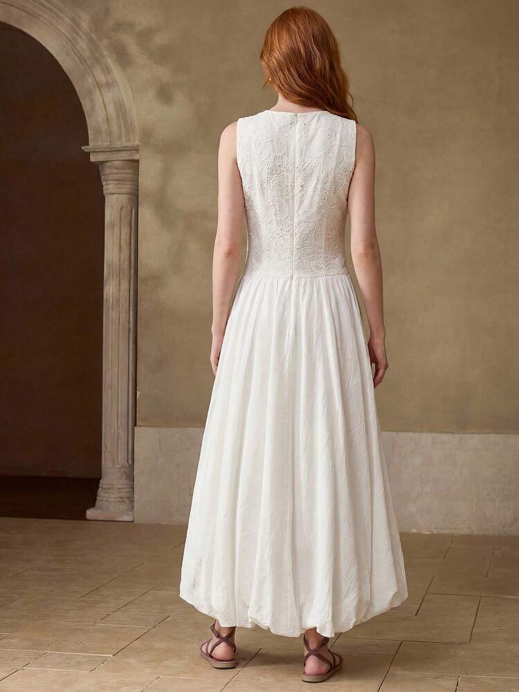 FLORAL EMBROIDERY PUFFBALL DRESS