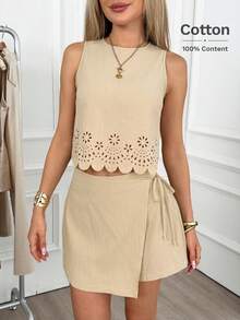 Easowa Bộ đồ gồm áo không tay khoét lỗ thêu họa tiết và quần short vạt chéo thắt nơ, kiểu dáng thanh lịch, thoải mái, phù hợp cho công sở, đi nghỉ dưỡng, phong cách xuân/hè dành cho nữ. - Màu be - Xem 6