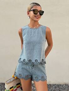 Conjunto de verano casual para mujer con top sin mangas de cuello redondo con bordado floral y dobladillo hueco, y shorts rectos - Azul - Ver 8