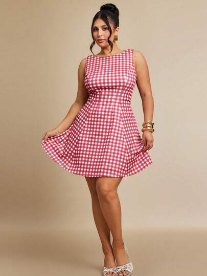 SHEIN BAE CURVE Đầm mùa hè kẻ caro dáng rộng dành cho nữ, phong cách tối giản, thích hợp mặc hàng ngày.