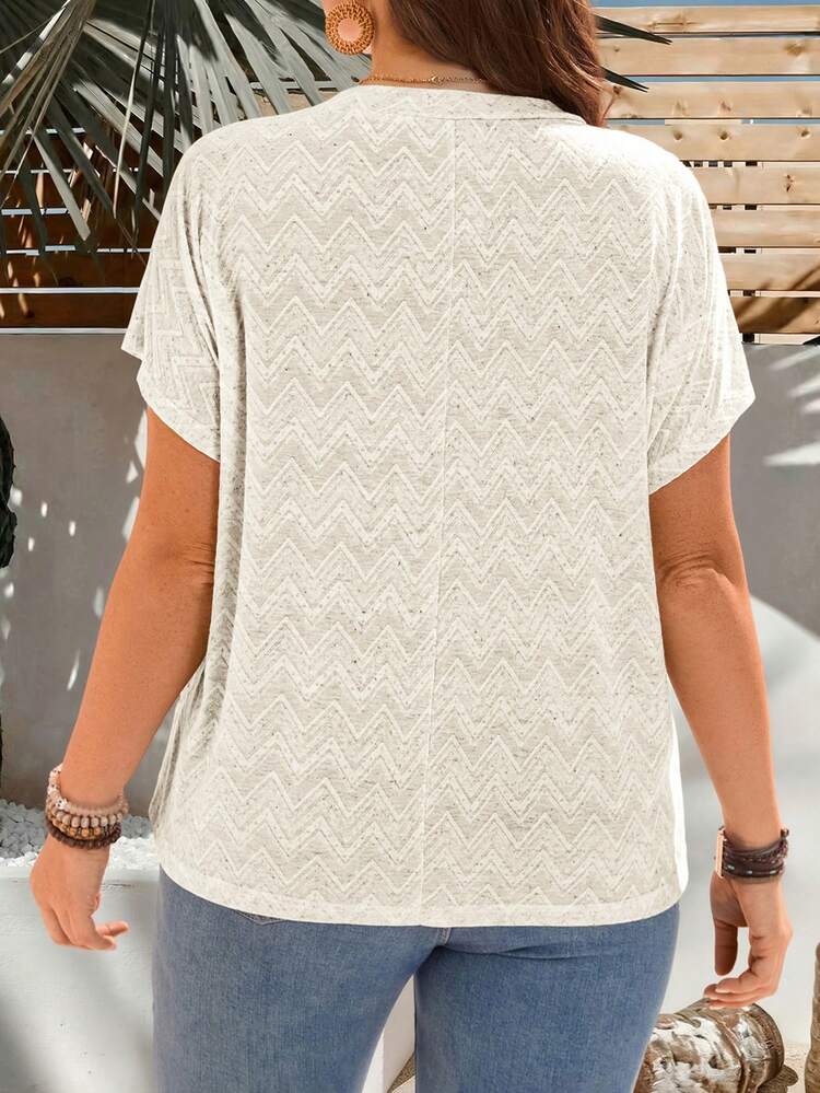 Plus Size Women's Summer Casual Vacation Country Solid Color V-Neck Short Sleeve Top T-Shirt,Suitable For Summer Vacation,Casual Holiday Style,Summer Outfits For Women ,Vacation Outfits Women ,Holiday Outfits For Women,Going Out Outfits, New Clothes,Simple And Fashionable For Everyday Wear,Suitable For Summer, Vacation, Daily Wear, Festival Outfits For Women,Country Concert Outfit,Beach Outfits For Women,Western Style,Gifts For Mother,Boho Top