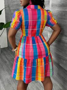 Slaydiva Vestido camisa de manga corta con un solo pecho a cuadros de colores para mujer de talla grande, adecuado para el verano - Multicolor - Ver 2