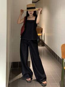 Dazy Tall Bộ đồ nữ gồm áo hai dây cổ vuông thắt eo và quần jeans ống rộng dài thoải mái, thích hợp cho phong cách thường ngày. - Rửa tối - Xem 5