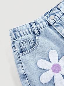 SHEIN Girlism 青少年女孩時尚休閒 Y2K 復古酷街頭可愛彩色花卉圖案毛巾藍色丹寧寬鬆短牛仔褲，適合日常穿著、春夏季 Rave 音樂節與街頭穿搭 - 淺色水洗藍 - 查看 4