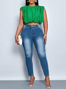 SOLERSUN Women's Plus Size Simple Spring Summer Daily Wear Solid Color Ruched Sleeveless Shirt - Green - View 6