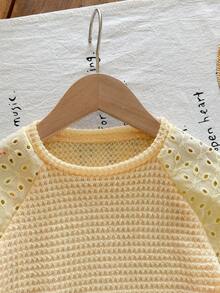 SHEIN LMoss Kids Young Girl Knit Patchwork Woven Hollow Out Raglan Sleeve Fitted T-Shirt - Mustard Yellow - View 3