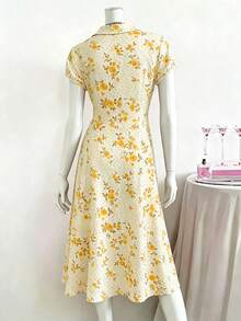 Franclia Đầm maxi dáng chữ A tay ngắn thanh lịch kiểu Pháp cổ điển dành cho nữ cỡ lớn, họa tiết hoa nhí, cổ áo sơ mi, ôm eo, thích hợp cho kỳ nghỉ ở vùng quê Ý, đầm mùa hè tay ngắn màu vàng họa tiết hoa nhí, đầm dự tiệc trà chiều mùa hè mới. - Màu vàng - Xem 2