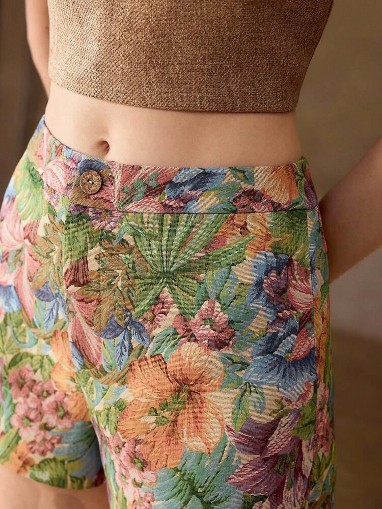 WOMEN FLORAL PRINT STRAIGHT LEG SHORTS