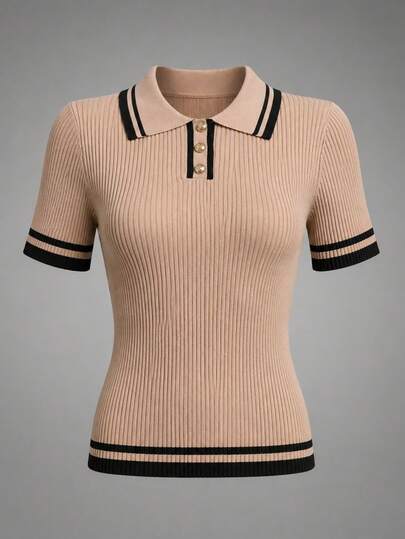 Camiseta casual y elegante para mujer. Cuello tipo camisero con botones elegantes funcionales, silueta ajustada, manga corta, colores lisos sin estampados. Tela tipo canalé de poliéster y elastano. Interior fresco y ligero, ideal para el uso diario.