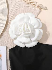 SHEIN 少女合身休閒簡約舒適一件式泳衣，對比色3D花卉裝飾，熱帶海灘碎花蝴蝶結裝飾，適合夏季海灘度假，母女與姐妹款家庭度假度假風 - 黑與白 - 查看 3