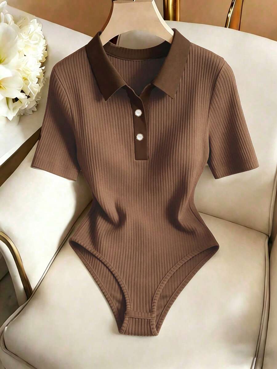 SHEIN Franclia 休闲连体衣、优雅连体衣、夏季连体衣、沙滩连体衣、度假连体衣、翻领短袖毕业连体衣 - 咖啡棕 - 查看 1