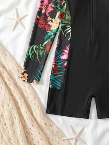 SHEIN Tween Girls Tropical Plant Print Fitted Short Sleeve One-Piece Swimsuit,Casual Vacation,Suitable For Spring/Summer Travel,Beach Resort,Black - Black - View 5
