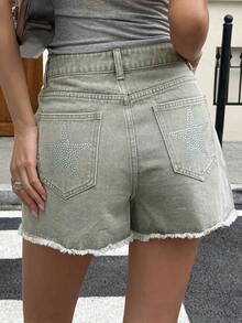 DAZY Quần short denim màu xanh lá cây kiểu dáng nghỉ mát, họa tiết ngôi sao đính đá lấp lánh, viền tua rua dành cho nữ, thích hợp cho mùa hè. - màu xanh lá - Xem 6