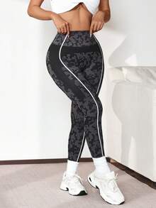 Slayform Women's Letter Jacquard Criss-Cross Design Sports Leggings - Black - View 4
