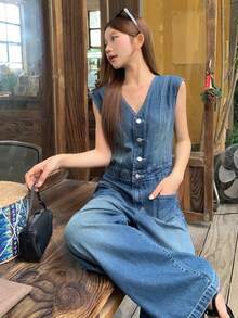 DAZY Bộ jumpsuit denim nữ cổ chữ V, cài một hàng cúc, kiểu dáng thường ngày, có túi. - Màu xanh lam - Xem 6