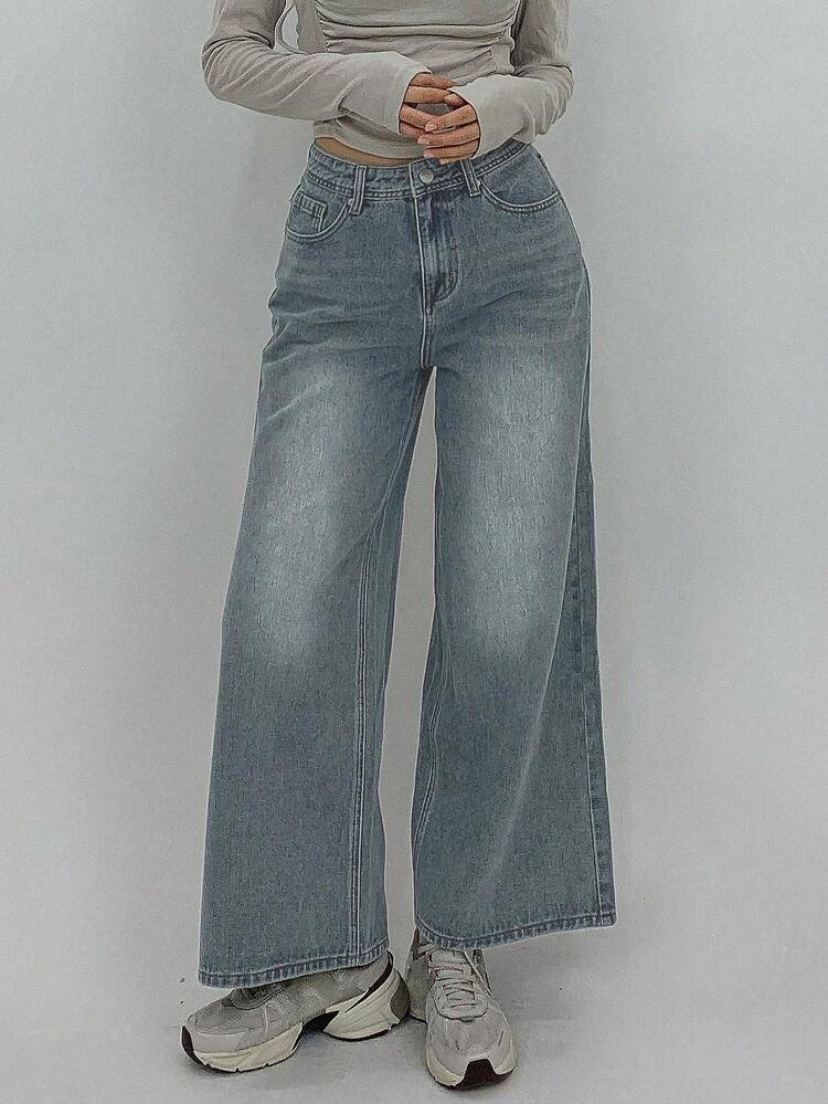 Women's Loose Straight Leg Cropped Jeans