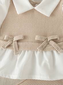 SHEIN Bộ 2 món đồ mặc thường ngày cho bé gái sơ sinh, áo cổ bẻ phối màu và quần ống rộng bằng vải dệt kim, đơn giản và thời trang. - Màu be - Xem 4