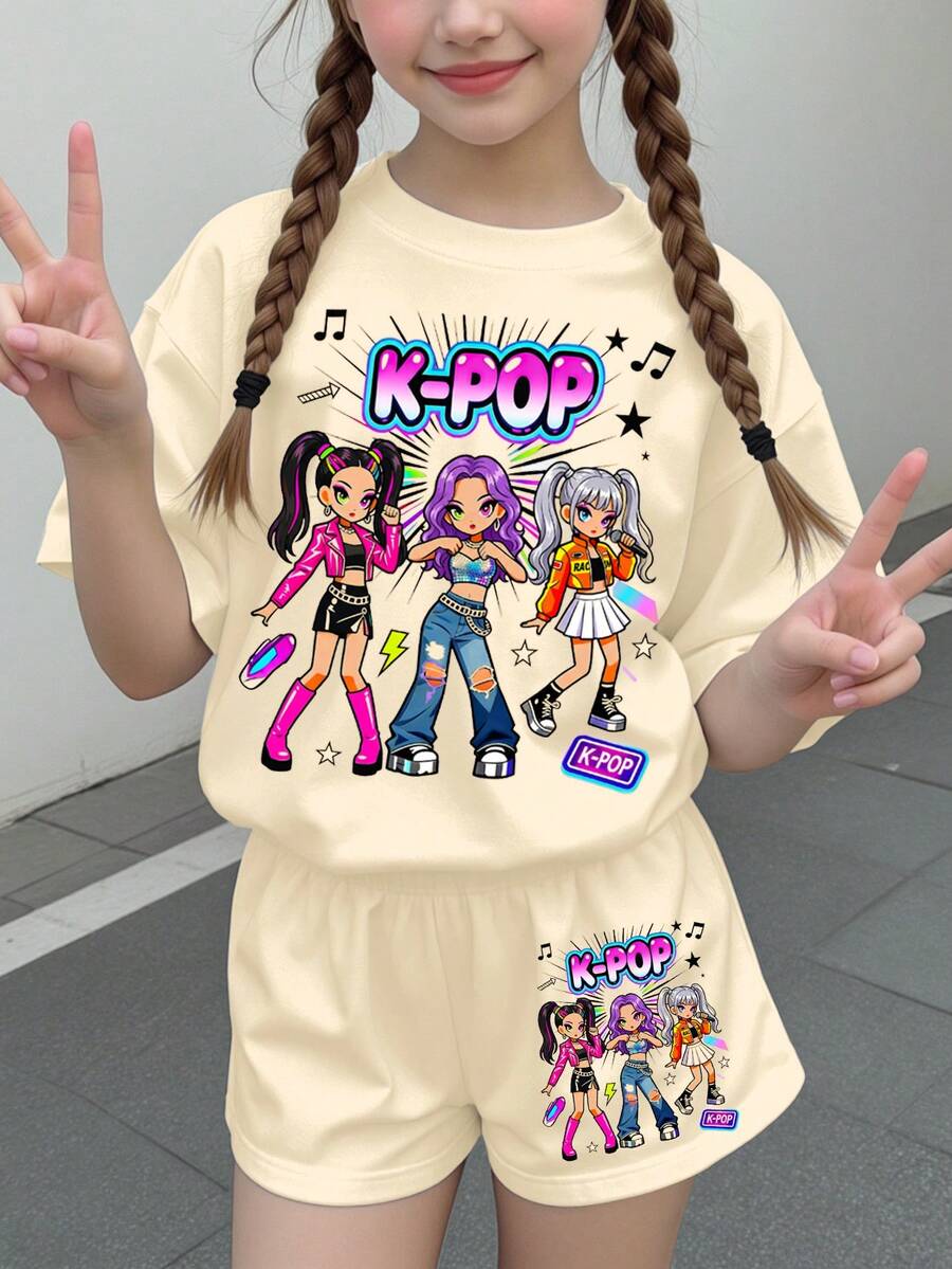 两件套少女休闲时尚韩流女团字母星星印花套装,彩色卡通人物印花,米绿色,粉丝礼物,时尚女童装,姐妹装,适合度假、派对、日常穿着、演唱会等场合,圆领短袖T恤和短裤套装,夏季必备 - 彩色 - 查看 1