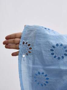 Willow Rêve 女款淺藍色刺繡百褶上衣，蕾絲飾邊無袖背心，綁帶袖口鏤空夏季上衣，優雅早午餐休閒度假穿搭，夏季 - 藍色 - 查看 7