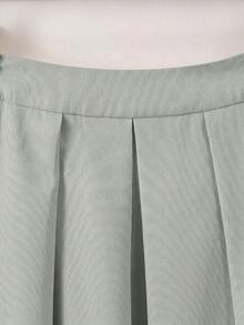 Franclia 女士纯色休闲圆领珍珠装饰T恤和喇叭裙两件套，适合夏季和秋季日常及工作穿着。 - 綠色 - 查看 8