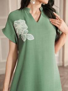 Al Najma Kaftan & Jalabiya - Green - View 1