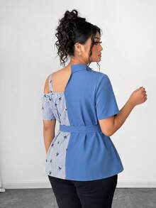 SHEIN Clasi Casual Elegant Baby Blue Tie-Up Asymmetric Loose Shoulder Short Sleeve Patchwork Plus Size Shirt, Suitable For Vacation Party Summer - Multicolor - View 2