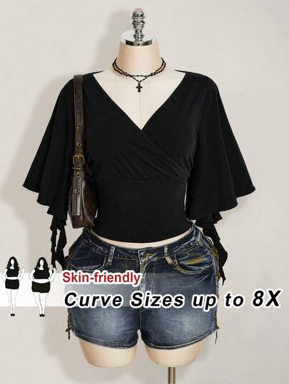 SHEIN CURVE+ Plus Size Women's V-Neck Black T-Shirt