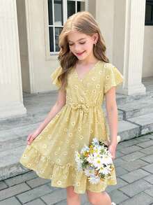 SHEIN Vestido Casual com Decote em V, Manga Bufante, Cinto e Saia em A para Meninas Pré-Adolescentes, com Estampa Floral Verde - Amarelo - Visão 3