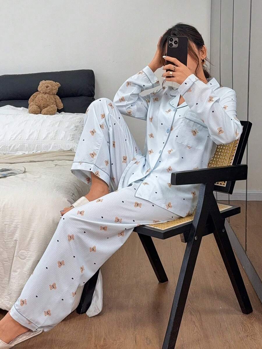 Napfluff Conjunto de pijama de mujer con estampado de oso de dibujos animados en el cuello de la chaqueta - Azul cielo - Ver 1