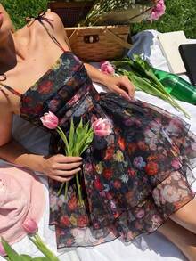 SHEIN Đầm slip họa tiết hoa tranh sơn dầu cổ điển – Hoàn hảo cho kỳ nghỉ, hẹn hò, dã ngoại, tiệc tùng, dạ hội, lễ hội và sinh nhật; Phong cách cung đình cổ điển - màu đen - Xem 8