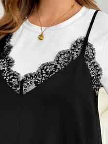 SHEIN Essnce Bộ đồ hai mảnh thời trang xuân/hè dành cho nữ cỡ lớn, thoải mái, rộng rãi, cơ bản, đa năng, tôn dáng: Áo thun ngắn tay màu trắng và váy dài yếm màu đen viền ren, kiểu dáng đơn giản, trang phục sân bay, mùa hè châu Âu, đồ đi chơi. - Đen và trắng - Xem 6