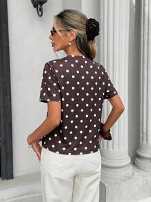 SHEIN Frenchy Áo thun nữ cổ tròn tay ngắn in họa tiết chấm bi, kiểu dáng thường ngày, đa năng. - màu nâu - Xem 3