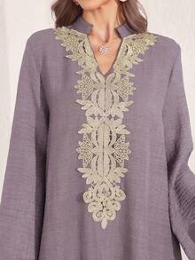 Al Najma Gaun Kerah Tegak dengan Bordir Motif Bunga, Gaya Elegan - Dusty Purple - View 7