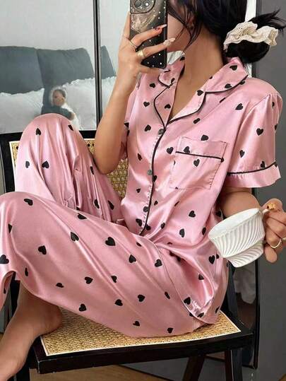 Napfluff Black Heart Print Lapel Faux Silk Comfortable Short Sleeve Pajama Set